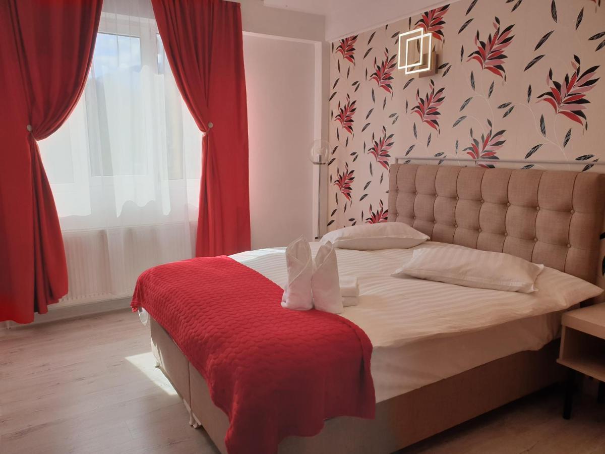 Sinaia Alex Apartments מראה חיצוני תמונה